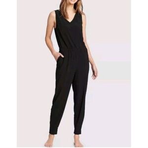 Eddie Bauer Departure Jumpsuit. Black. Size Small.